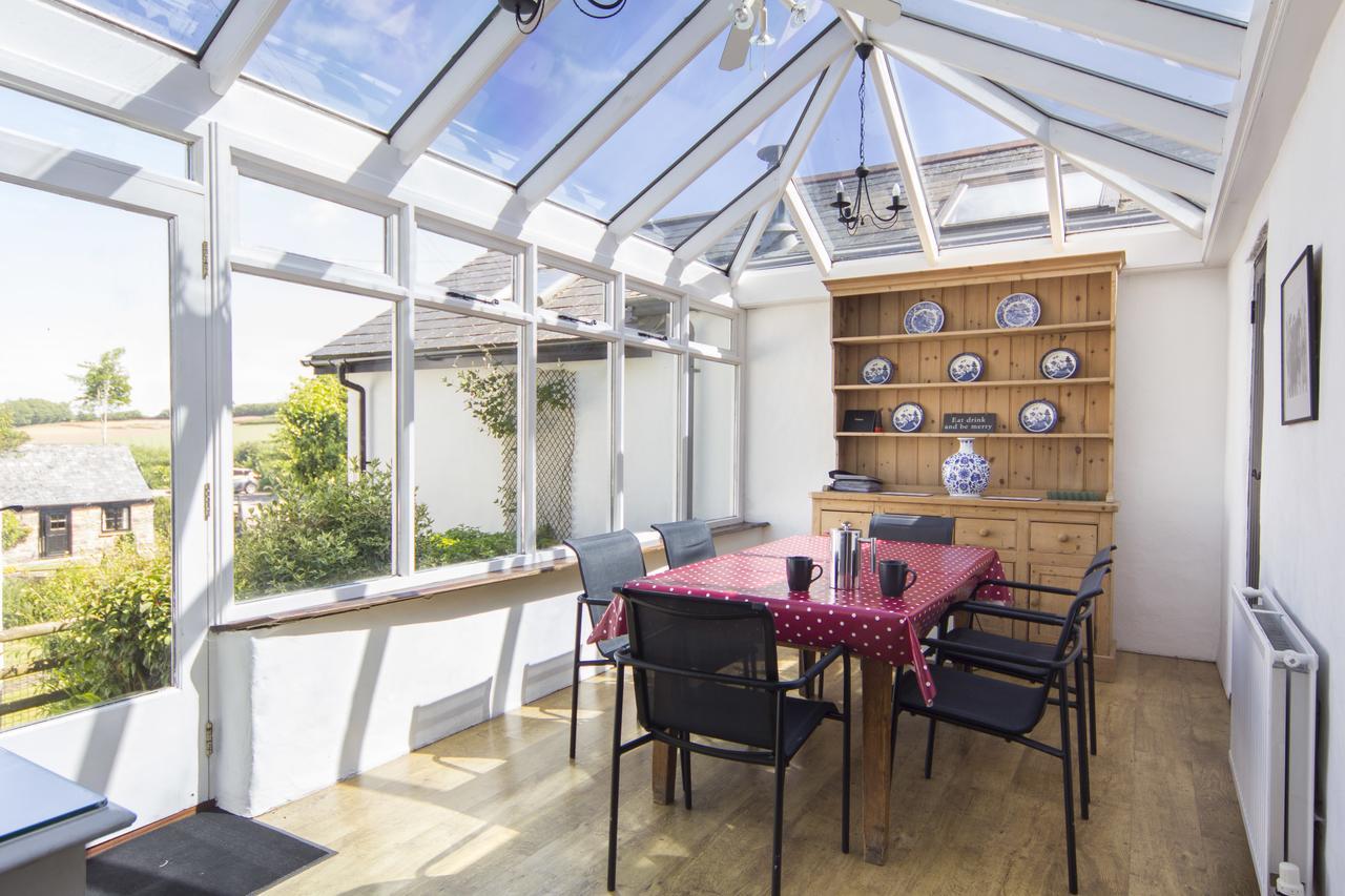 Three Gates Farm Holiday Cottages Huntsham Екстер'єр фото