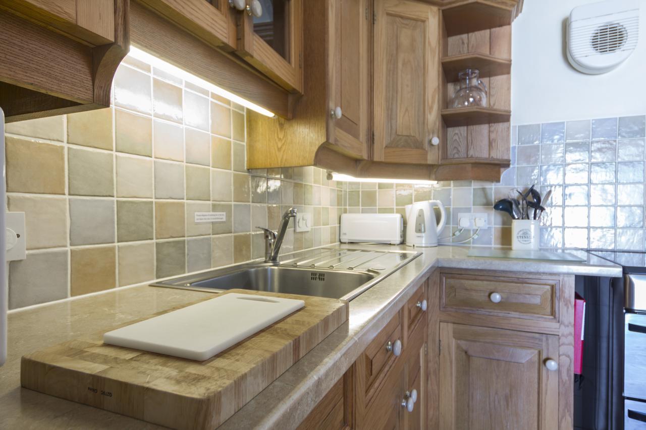 Three Gates Farm Holiday Cottages Huntsham Екстер'єр фото