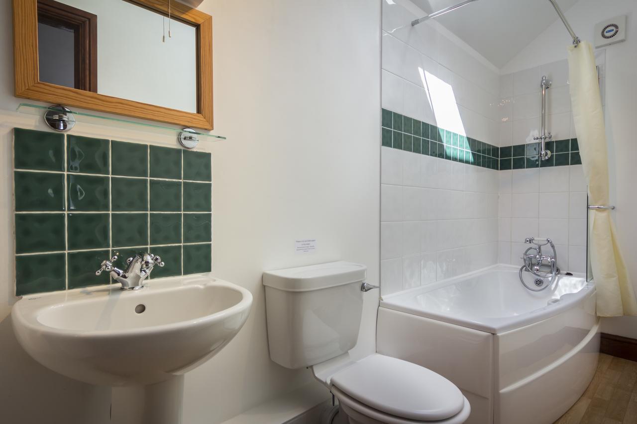 Three Gates Farm Holiday Cottages Huntsham Екстер'єр фото